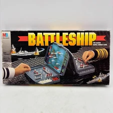 VINTAGE Battleship COMPLETE Milton Bradley 1996 90s War Classic Board Game