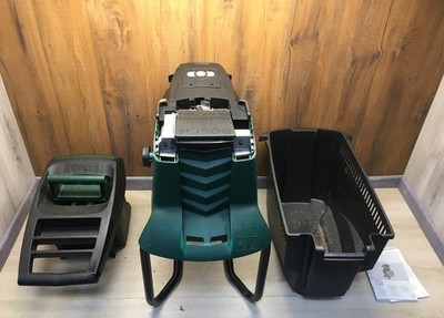 Bosch Leisehäcksler AXT 25 D, 2.500 W, für Hartholz und Dornensträucher, I38221