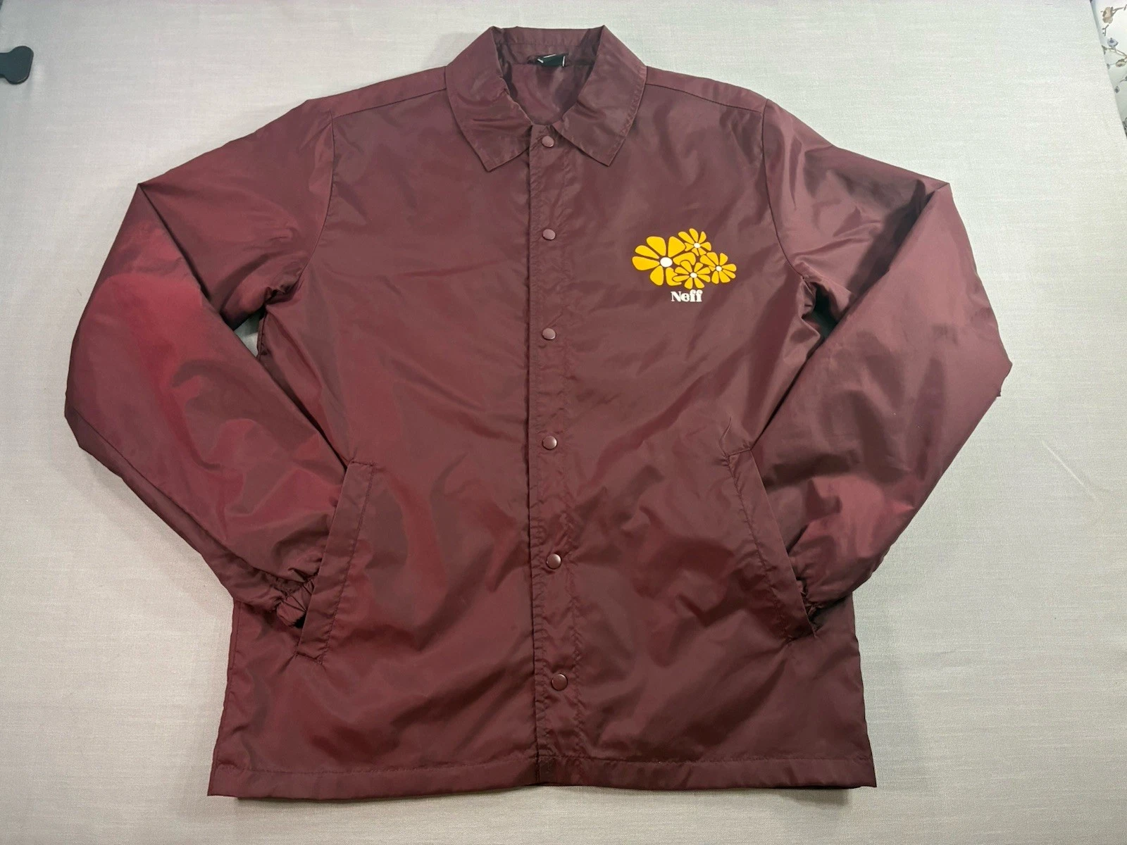 Neff Men’s Streetware Jacket Small Burgundy Floral Graphic Snapfront Windbreaker