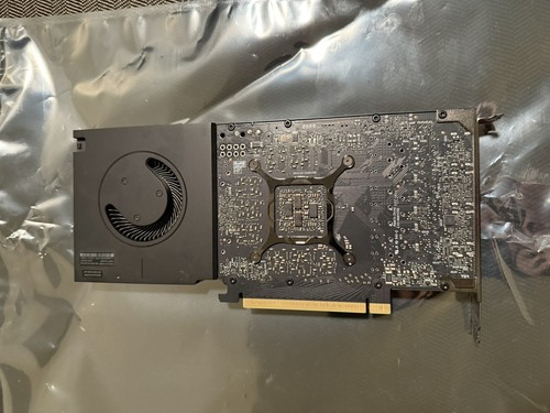 RTX A4000 16GB - Afbeelding 2 van 2
