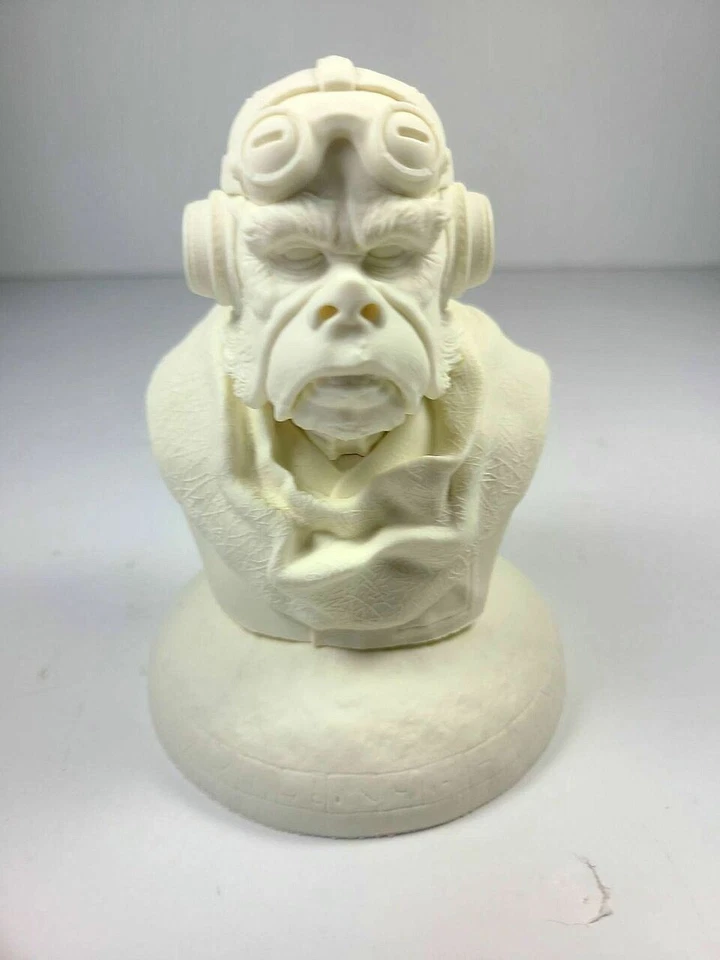 Kuiil Mandalorian Unpainted Bust Model Kit - Image 3 of 4