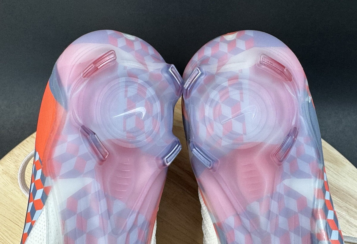 Nike Phantom GX 2 Elite SE FG Soccer Cleats Barcelona FZ1527-001 Size US 12 Nike Phantom GX 2 Elite SE FG Soccer Cleats Barcelona FZ1527  main image 3