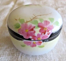 SMALL HAND PAINTED TRINKET/JEWELRY DISH W/ LID FLORAL JAPAN