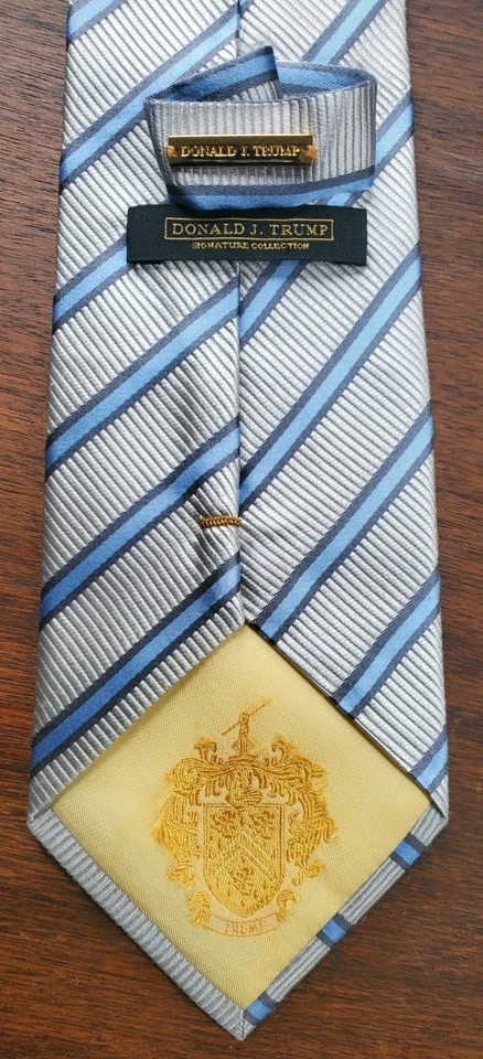 DONALD J. TRUMP - COLECCIÓN FIRMA "Corbata" Foto 3 de 3