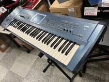 KORG TRITON Extreme 61-Key Synth Workstation Sampler Junk For Parts from Japan