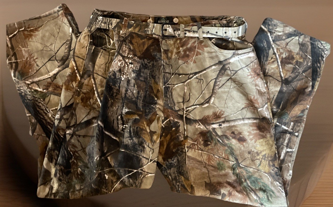 Vintage RedHead Camo Pants Jean Men’s Belt RealTree Bass Pro 42 x 32 Hunting