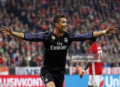 【正規16-17 レアルマドリード  L/S C.Ronaldo #7】 正規16-17 レアルマドリード home L/S C.Ronaldo #7】 - メルカリ