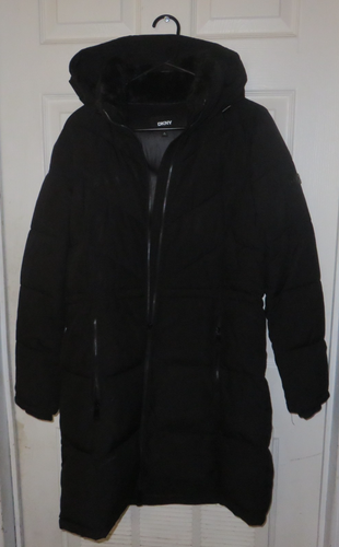 DKNY  Black Puffer Winter Coat Small Awsome SIZE SMALL - Afbeelding 1 van 19