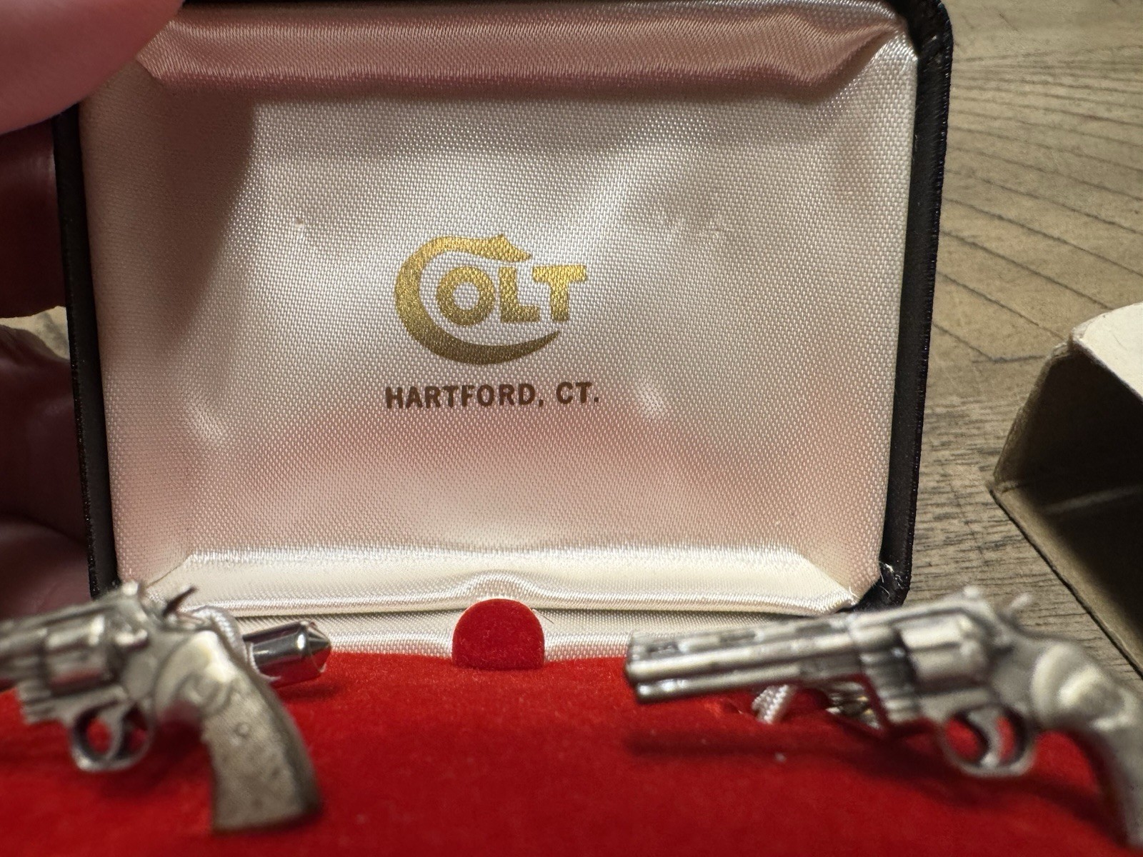 Vintage Colt 357 Python Vintage Silver Plated Cuf… - image 5