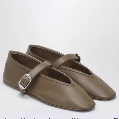 $600 Le Monde Beryl Stella Flats 38 Dove Gray Taupe Brown Fits 8 Box Dustbag