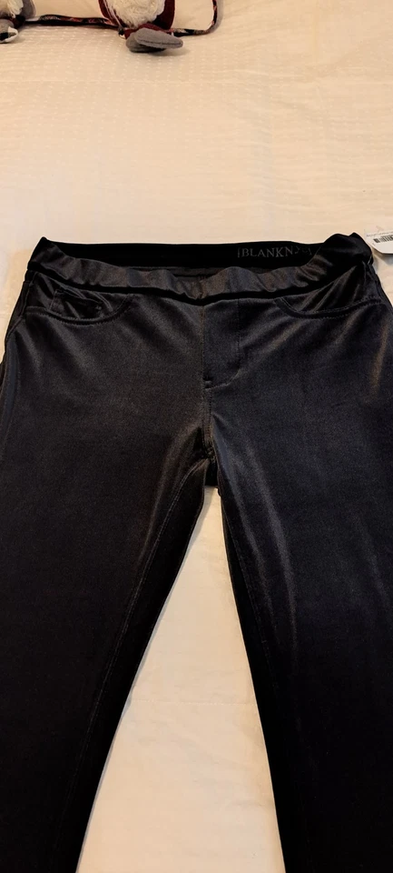 Pantalones NYC en blanco terciopelo negro pierna acampanada talla 28 nuevos con etiquetas Foto 4 de 4