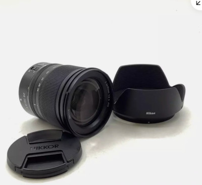 Nikon Nikkor Z 24-70mm f/4 S Lens EXCELLENT, HOOD, LENS BAG