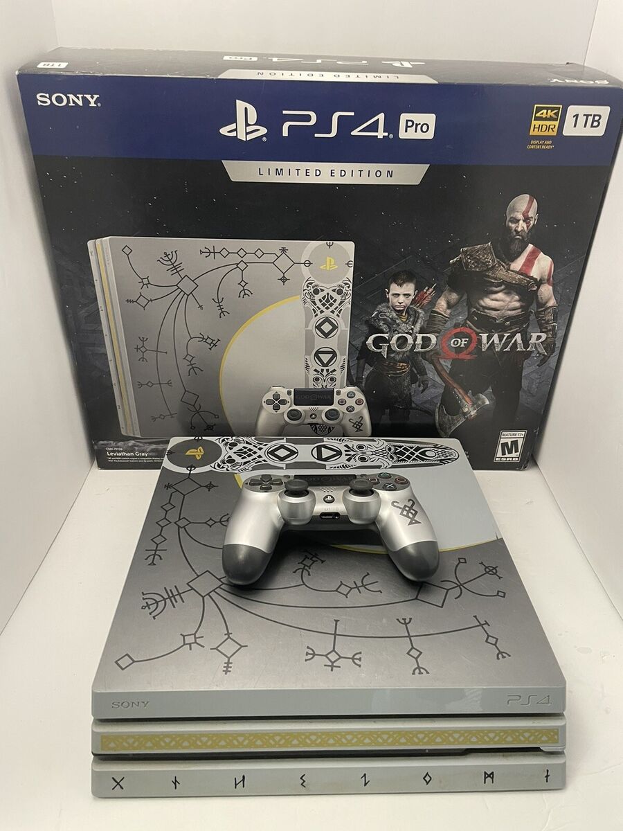 VENDO] PS4 PRO com 2 controles e jogo