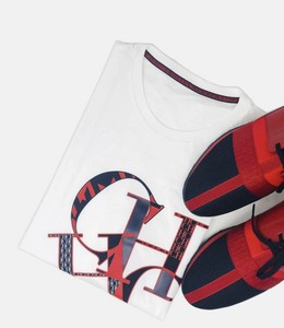 carolina herrera t shirt