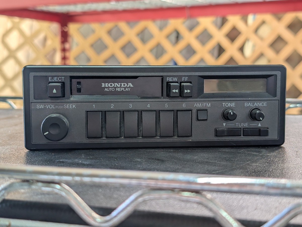 Honda Accord Civic Vintage OEM Radio Cassette 86 87 88 89 08118 Honda Accord Civic Vintage OEM Radio Cassette 86 87 88 89 08118