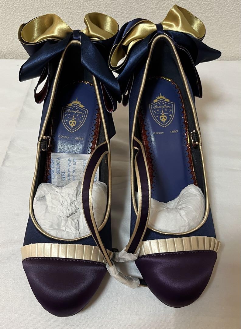 Disney Twisted Wonderland Pomfiore Iconic Shoe Pumps Navy Mayla