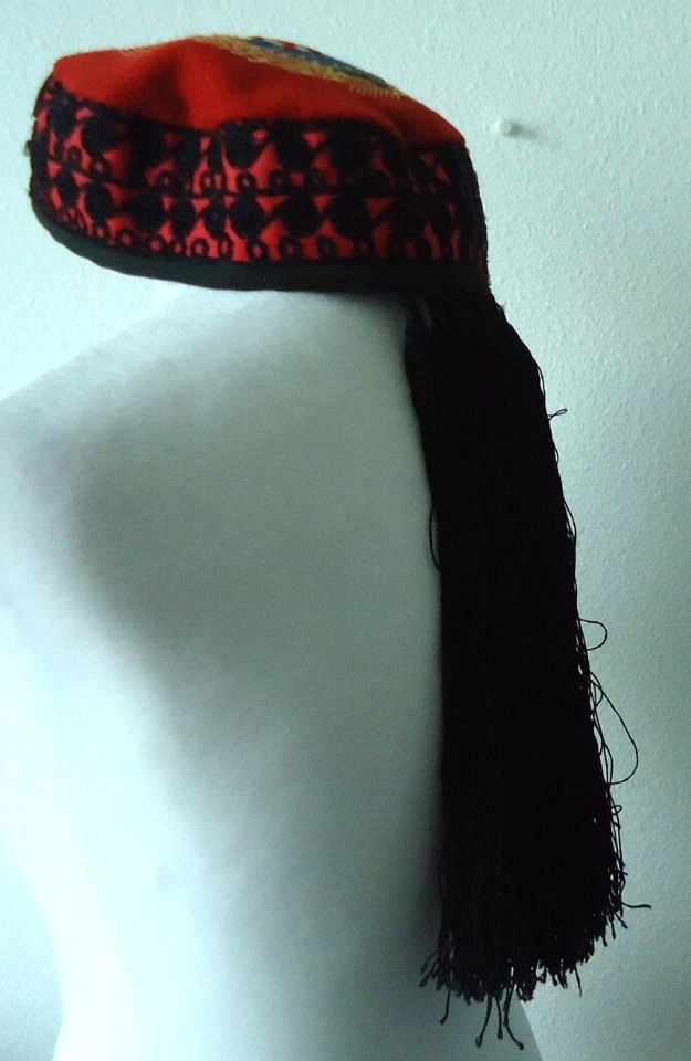 Vtg CROATIA DALMATIA LIKA DALMACIJA FOLK HAT COAT OF ARMS YUGOSLAVIA RED STAR - Image 3 of 4