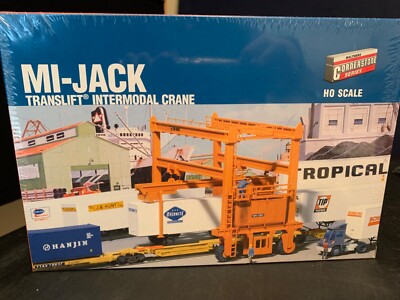 VINTAGE Walthers Cornerstone Series Mi-Jack Translift Intermodal Crane Kit, HO