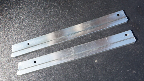 NOS GM 3830152 Rad Grille Bar Moldings (2) Outer Right 1963-1965 Chevy Corvette - Picture 2 of 6
