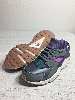 NIKE AIR HUARACHE RUN GRAY/TEAL WOMEN SIZE NEW 634835 016 - Main Image