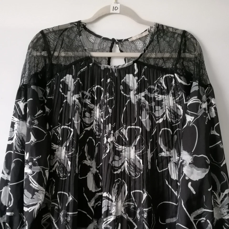 Blusa campesina floral manga globo negra Sunny Leigh para mujer talla 1X Foto 3 de 4