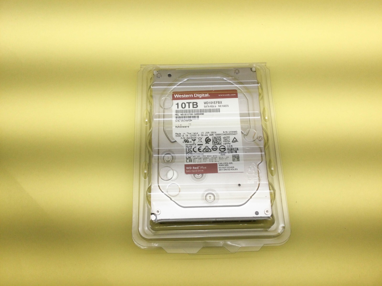 未使用未開封】WD Gold 可愛らし 4TB HDD