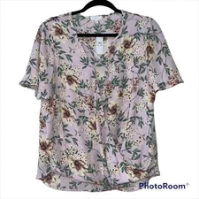 Charming Charlie medium womens blouse pink floral cross cross v-neck leafy new