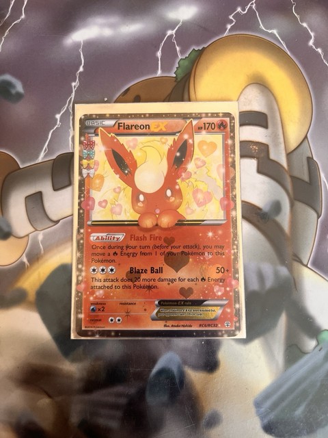 Flareon EX RC6-32 Generations Radiant Collection Holo Card NM/M Condition