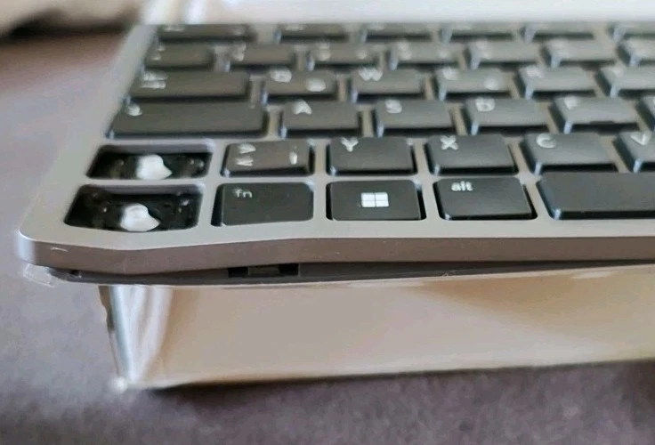 Dell KM7321WGY-GER QWERTZ kabelose Tastatur und Maus -BESCHREIBUNG LESEN!!- - Bild 2 von 4