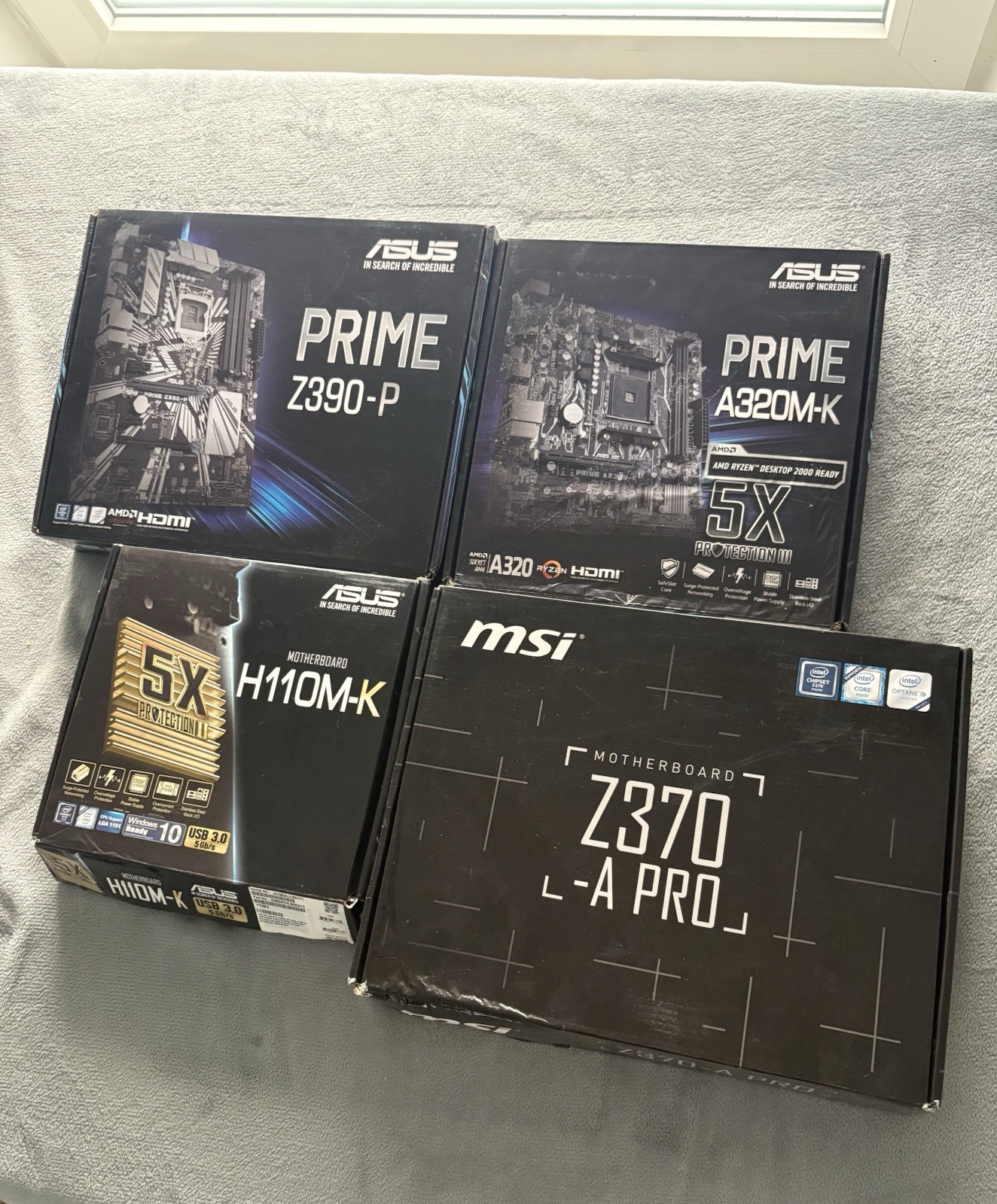 Lot de 4 cartes mères Asus et MSI DDR4 au format micro ATX