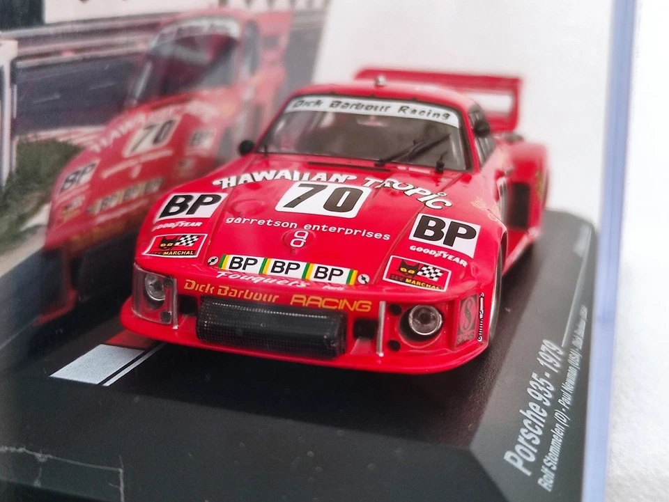 PORSCHE 935 HAWAIIAN TROPIC drive Poul Newman Le Mans 1979  IXO press 1/43 - Immagine 2 di 4