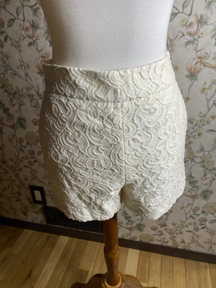 Pantalones Cortos Express Mujer Cintura Alta Crochet Encaje Talla 4 Off White Foto 2 de 4
