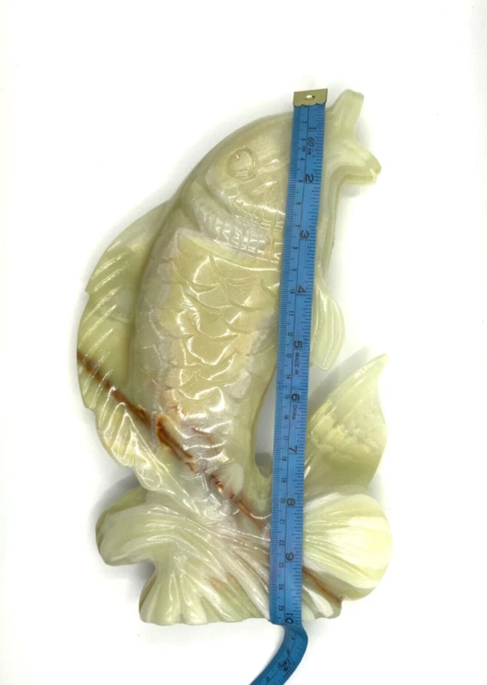 Estatua animal pez koi tallado en ónix verde claro asiático pez dorado de 10 pulgadas Foto 4 de 4