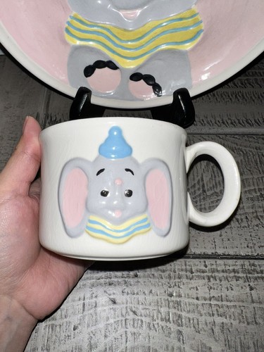Vintage WALT DISNEY PRODUCTIONS handbemalter DUMBO Keramik TELLER & BECHER 1979 - Bild 4 von 11