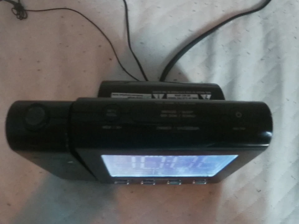 Rádio despertador duplo Electrohome EAAC601 projeção AM/FM testado funcionando - Imagem 3 de 4