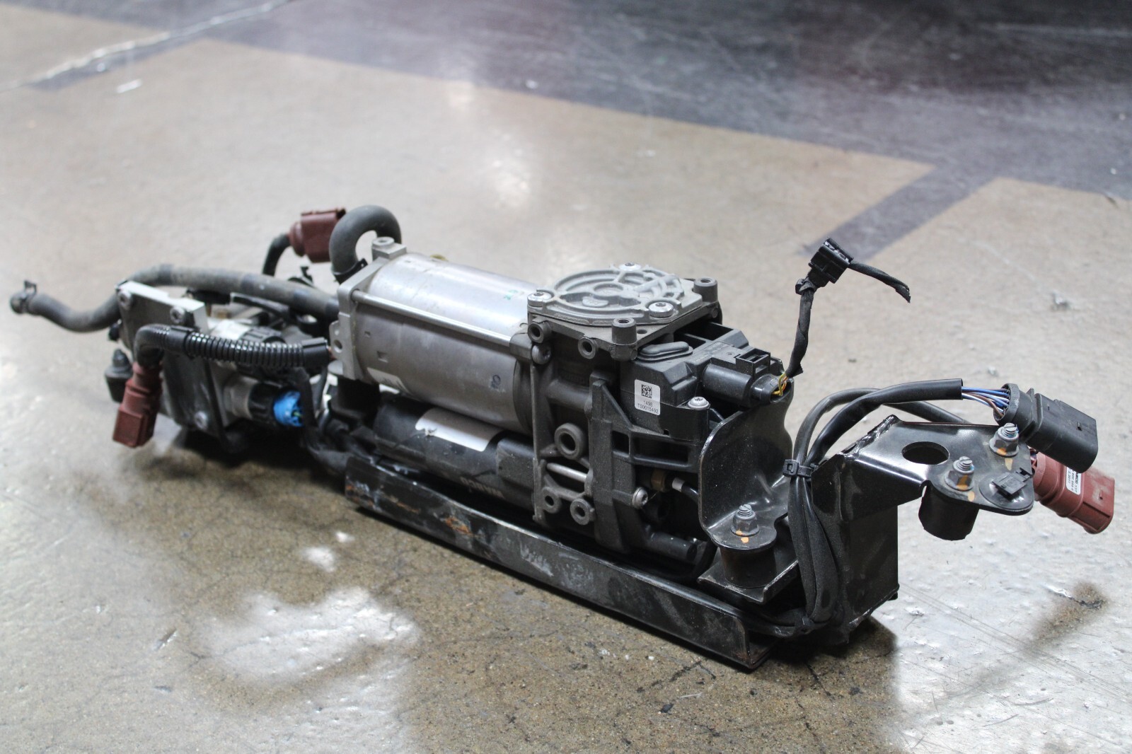 Lamborghini Huracan LP610, Suspension Compression Pump, Used, P/N 4t0616007A