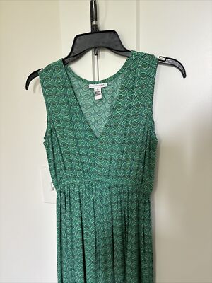 jewel green dress Light Olive Green Mother Of The Bride Dresses Beaded Cape-Sleeve Jewel Neck Chiffon Maxi Mother Of The Bride Dresses main image 1
