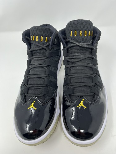Nike Jordan Max Aura Mens Sneakers (AQ9084 041) Size 9.5 - EUC - Picture 2 of 8