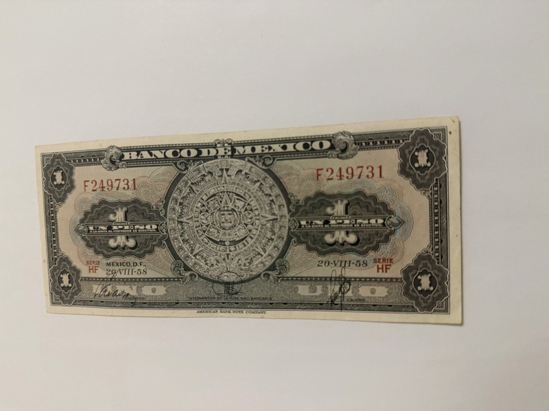 Mexican Bank Note: El Banco de Mexico S.A. 1958 1 Pesos, Serie HF No. F249731