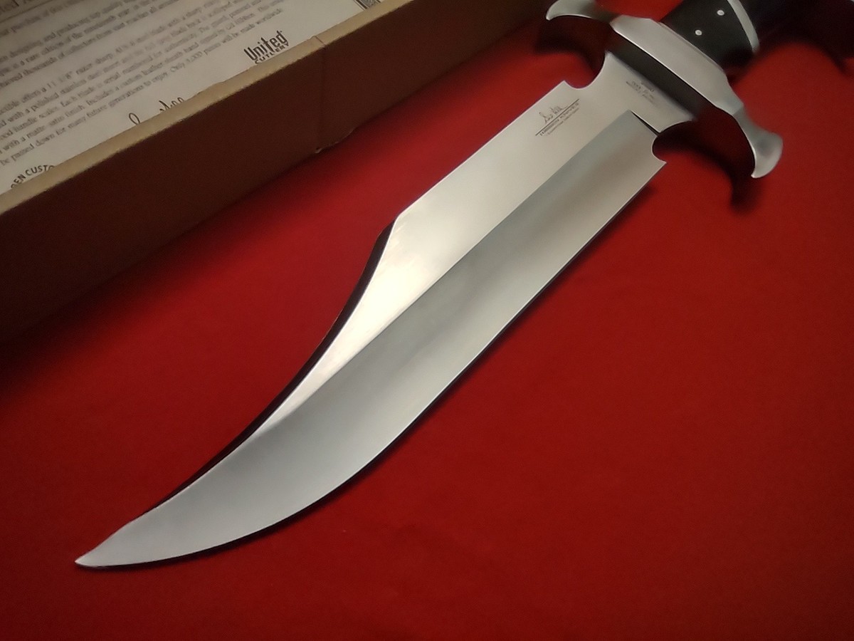 Gil Hibben GH5023A 2011 Eclipse Bowie Limited Autographed Edition