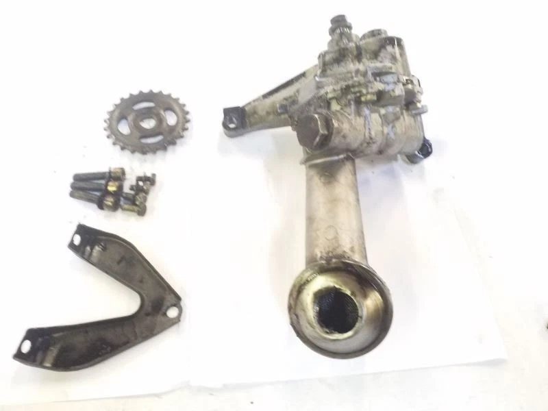 Bomba de aceite del motor con soporte y pernos | Se adapta a Mercedes Benz 300D 300TD 1986-1987 Foto 2 de 4