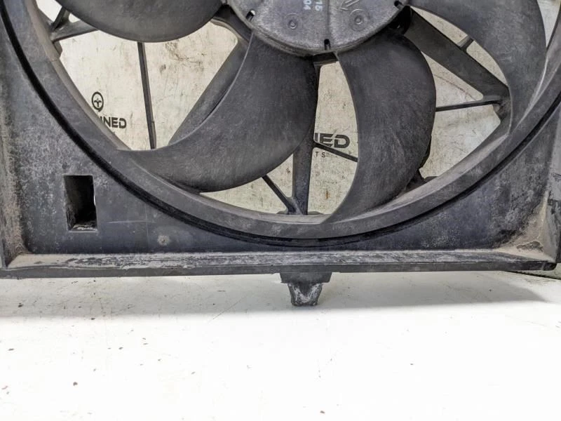 Conjunto de motor ventilador de refrigeración de radiador doble Nissan Rogue 2014-2020 21481-4BA0A OEM Foto 4 de 4