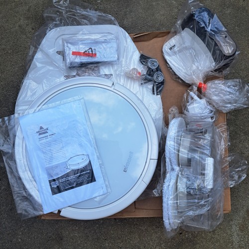 Bissell SpinWave Hard Floor Pet 2-in-1 Robot Vacuum- Parts- Powers On