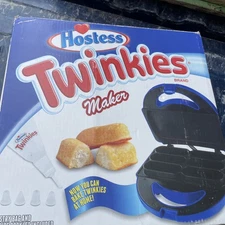 Hostess Twinkies Twinkie Maker 6 Count Bake Dessert Baked Treats at Home Recipes