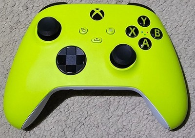 [UPGRADED] Xbox Series X/S Controller with TMR Joysticks (Electric Volt)