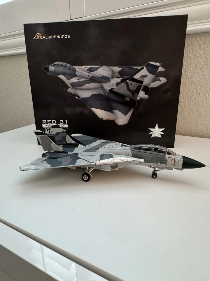 Calibre Wings 1:72 F-14A Tomcat USN VF-126 Bandits Red 31 / Tomcatsky Clean - Image 2 of 4