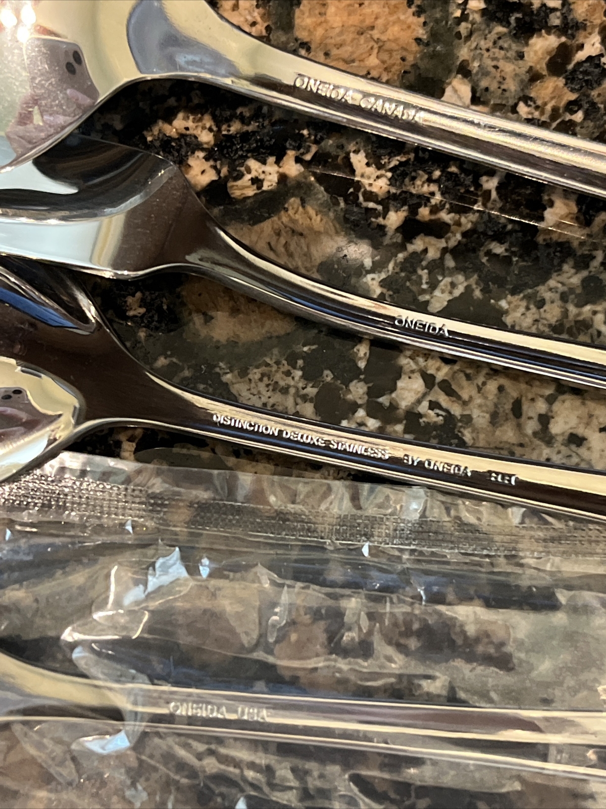 Oneida Westgate Royal Crest Silverware Flatware YOUR CHOICE Distinction