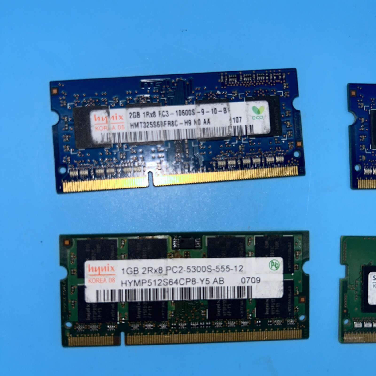 LOT OF 7 ASSORTED SK HYNIX 4gb/2gb/1gb/512mb PC4/PC3/PC2 LAPTOP MEMORY