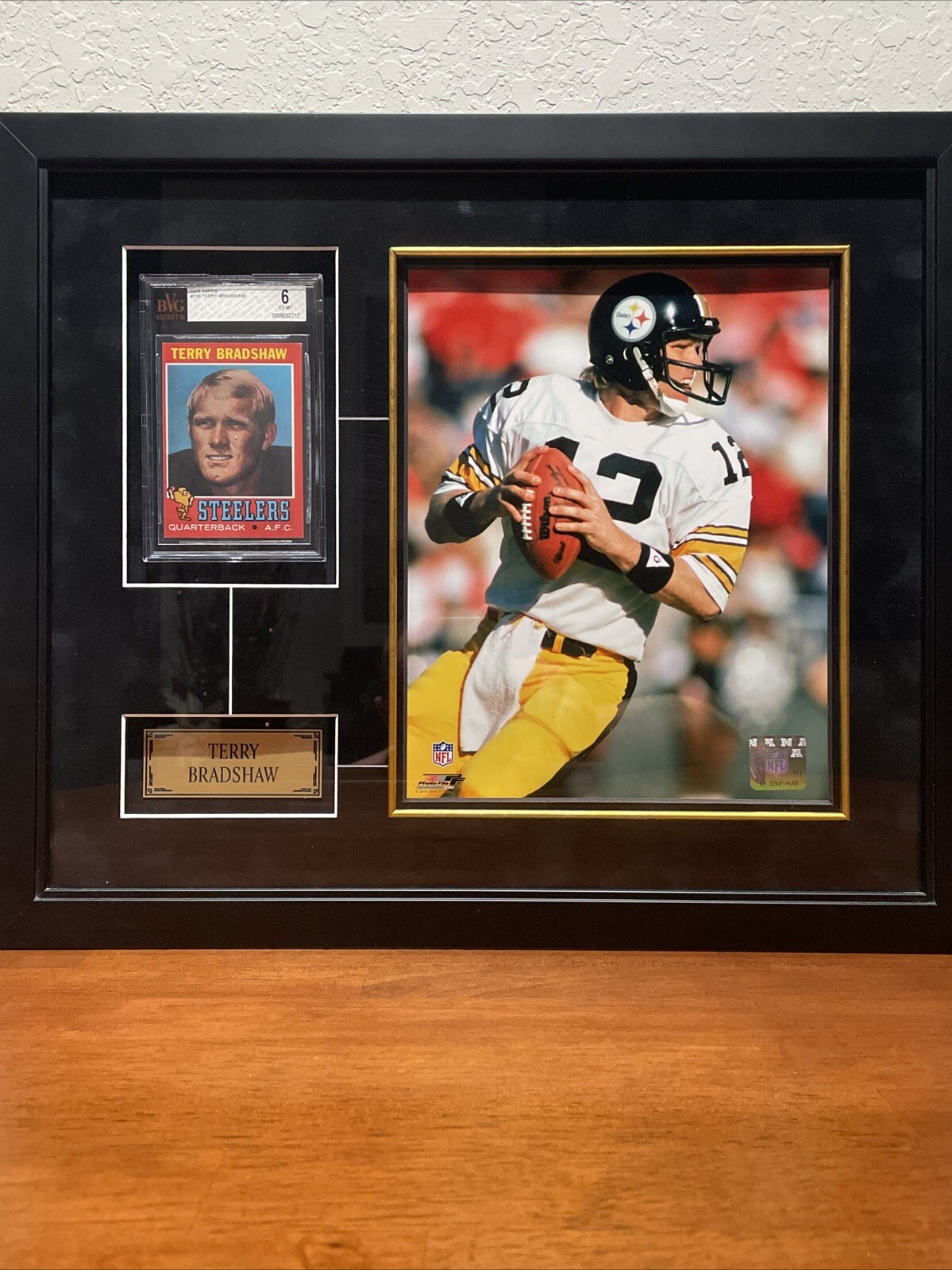 Framed Terry Bradshaw RC BVG 6