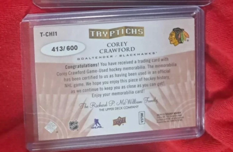 2014-15 Upper Deck Trilogy Tryptichs Jerseys /600 Corey Crawford #T-CHI1 - Image 2 of 2